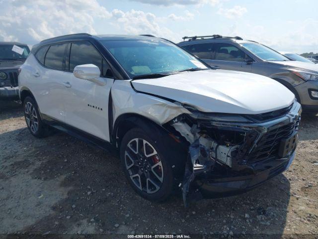  Salvage Chevrolet Blazer