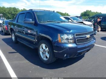  Salvage Chevrolet Avalanche 1500