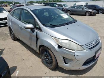  Salvage Ford Fiesta