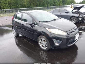  Salvage Ford Fiesta