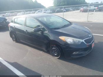  Salvage Kia Forte