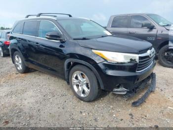 Salvage Toyota Highlander
