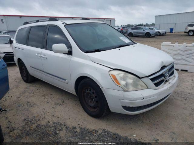  Salvage Hyundai Entourage