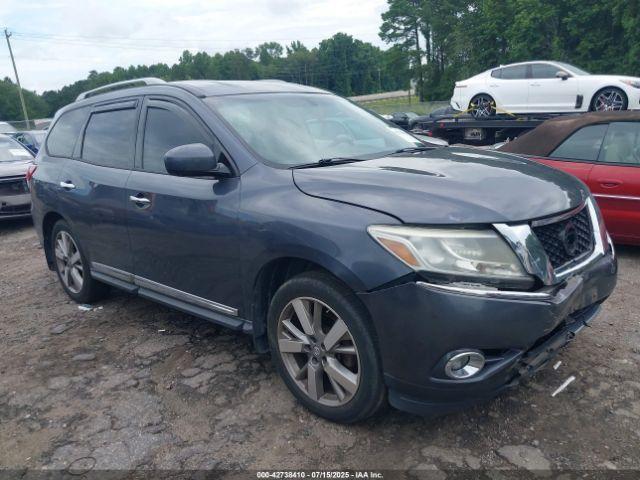  Salvage Nissan Pathfinder