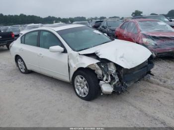  Salvage Nissan Altima