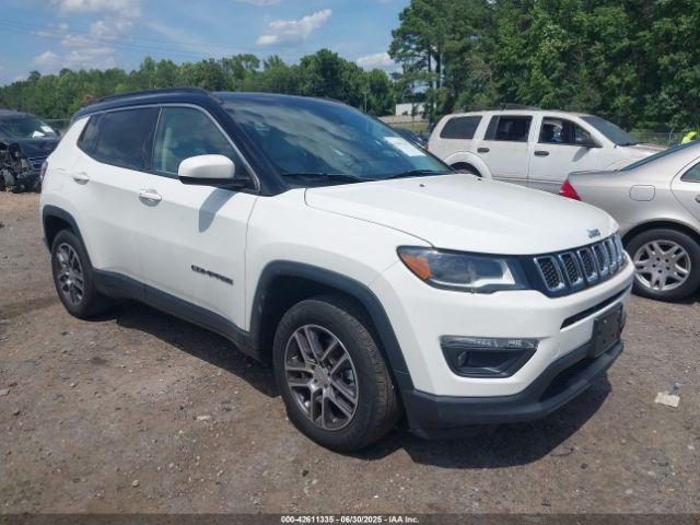  Salvage Jeep Compass