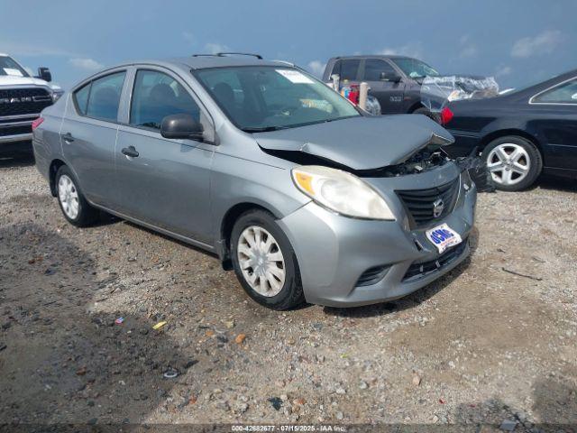  Salvage Nissan Versa