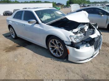  Salvage Chrysler 300