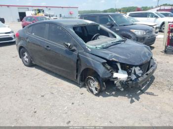 Salvage Kia Forte