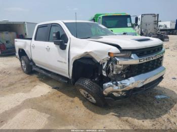  Salvage Chevrolet Silverado 2500