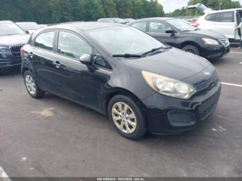 Salvage Kia Rio