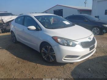  Salvage Kia Forte