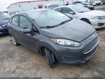  Salvage Ford Fiesta