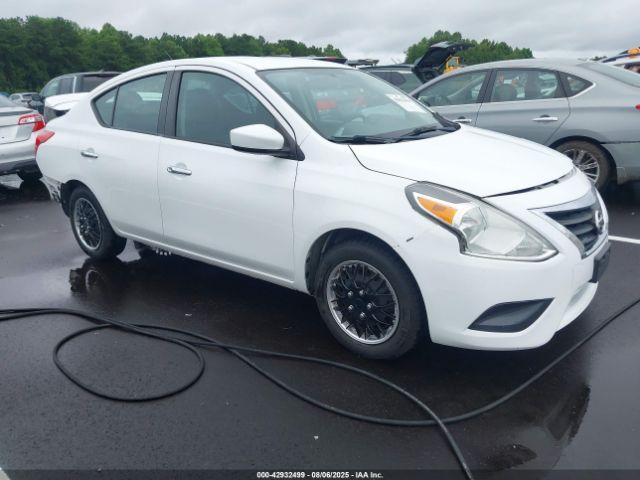  Salvage Nissan Versa