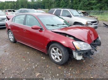  Salvage Nissan Altima