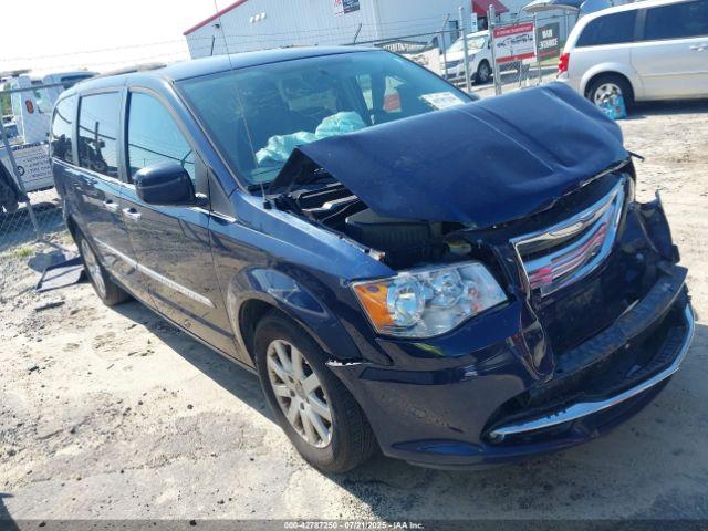  Salvage Chrysler Town & Country