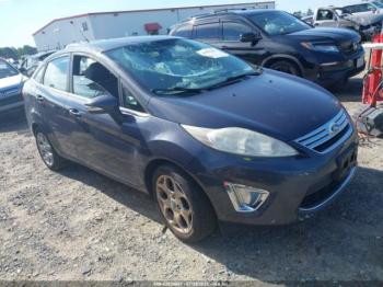  Salvage Ford Fiesta
