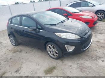  Salvage Ford Fiesta