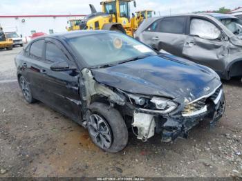  Salvage Kia Forte