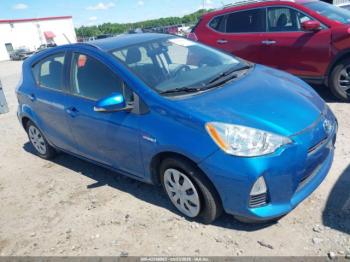  Salvage Toyota Prius c