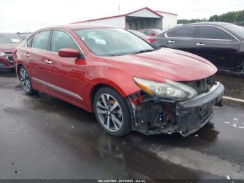  Salvage Nissan Altima