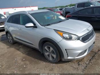  Salvage Kia Niro
