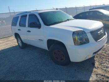  Salvage GMC Yukon