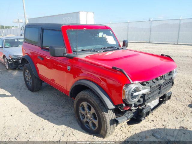  Salvage Ford Bronco
