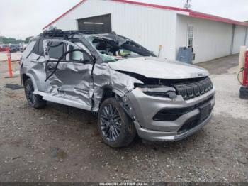  Salvage Jeep Compass