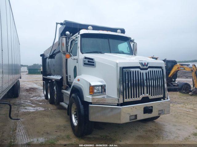  Salvage Western Star 4700 Set Back Axle