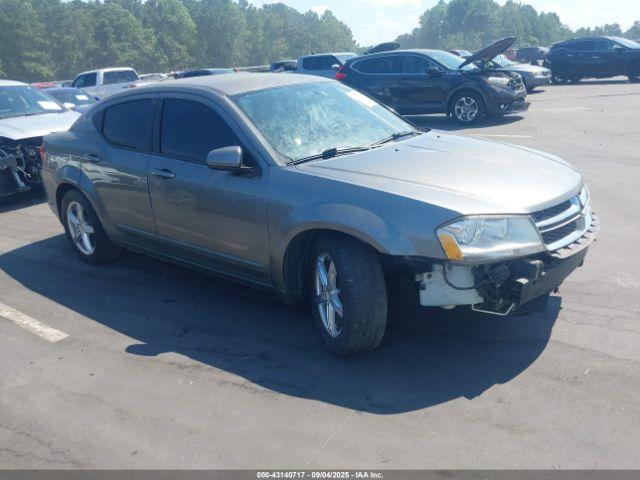  Salvage Dodge Avenger