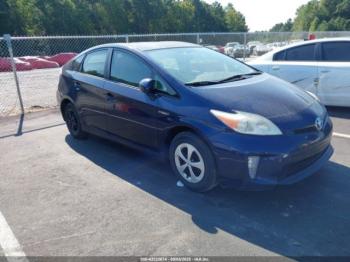  Salvage Toyota Prius