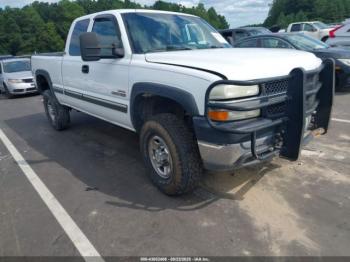  Salvage Chevrolet Silverado 2500