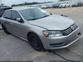  Salvage Volkswagen Passat
