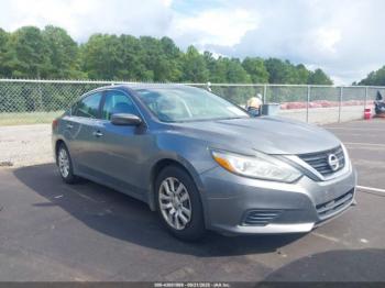  Salvage Nissan Altima