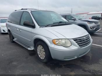  Salvage Chrysler Town & Country