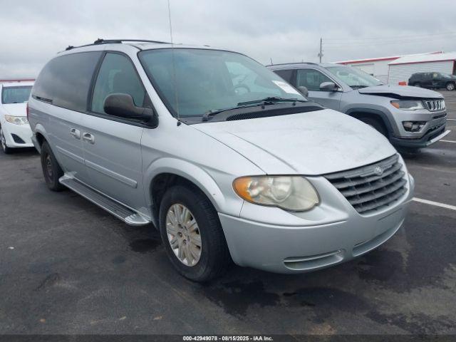  Salvage Chrysler Town & Country