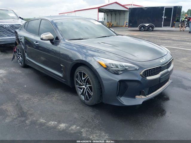  Salvage Kia Stinger