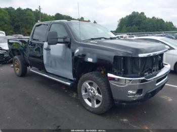  Salvage Chevrolet Silverado 2500