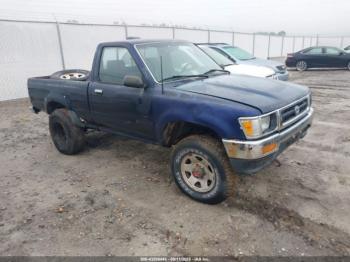  Salvage Toyota Pickup