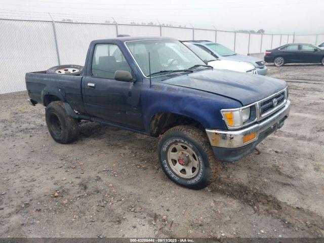  Salvage Toyota Pickup