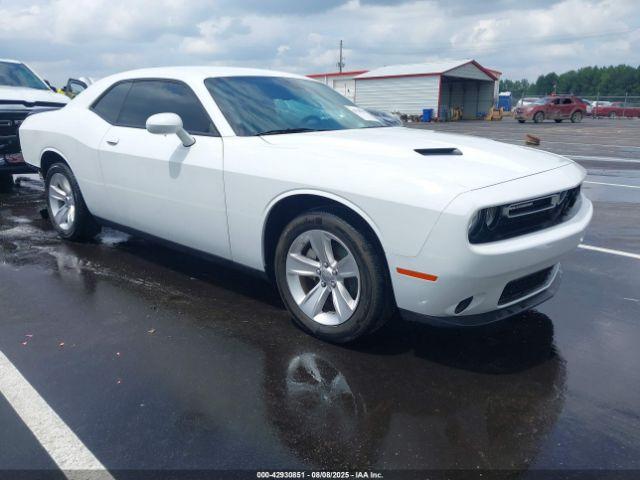  Salvage Dodge Challenger