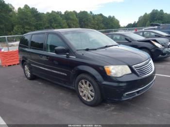  Salvage Chrysler Town & Country