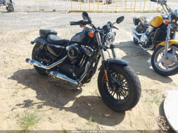  Salvage Harley-Davidson Xl1200