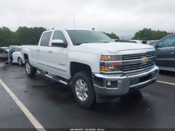  Salvage Chevrolet Silverado 2500
