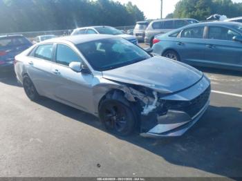  Salvage Hyundai ELANTRA