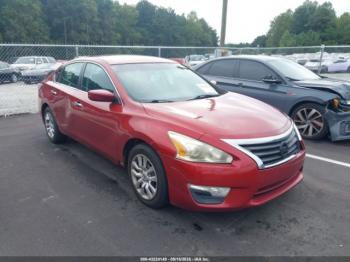  Salvage Nissan Altima
