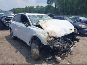  Salvage Audi Q3