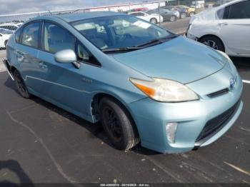  Salvage Toyota Prius