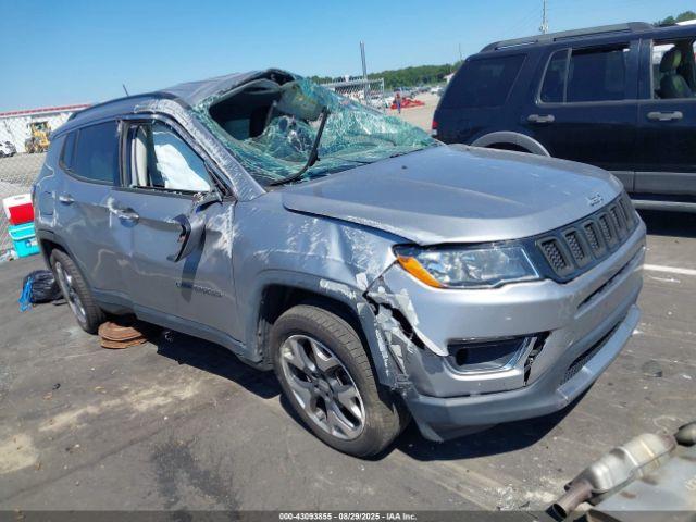  Salvage Jeep Compass